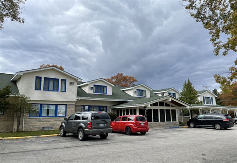 Camp inn - Florida Camp Inn is a friendly family community, where your comfort comes first. Stay in one of our full hookups or rent a cabin. We're close to all of central Florida's attractions. With shady trees, a heated pool, camp fires, bingo and many other activities to make your vacation enjoyable.